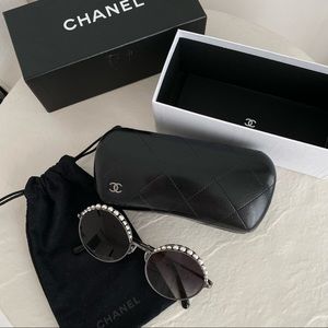Chanel metal round pearl sunglasses